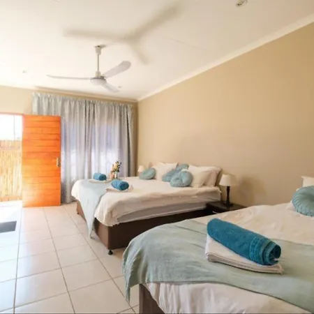 Motozi Lodge Pelindaba Room photo