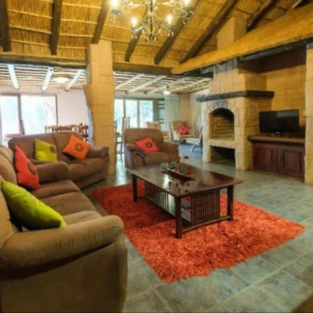 Motozi Lodge Pelindaba Room photo
